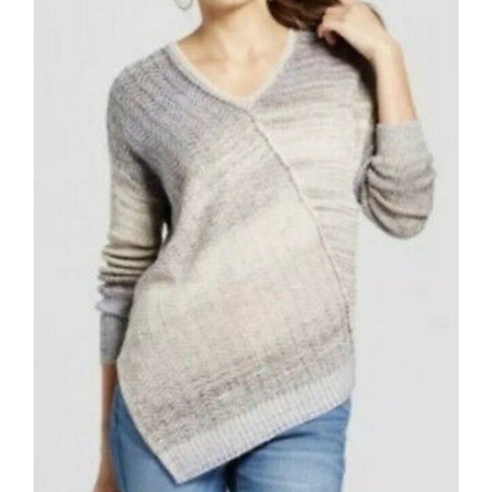 Knox Rose Gray V Neck Boho Sweater